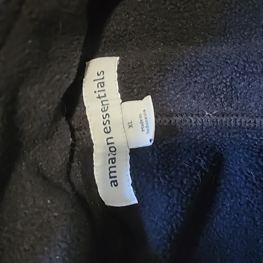 Fleece jacket - Picture 3 of 3